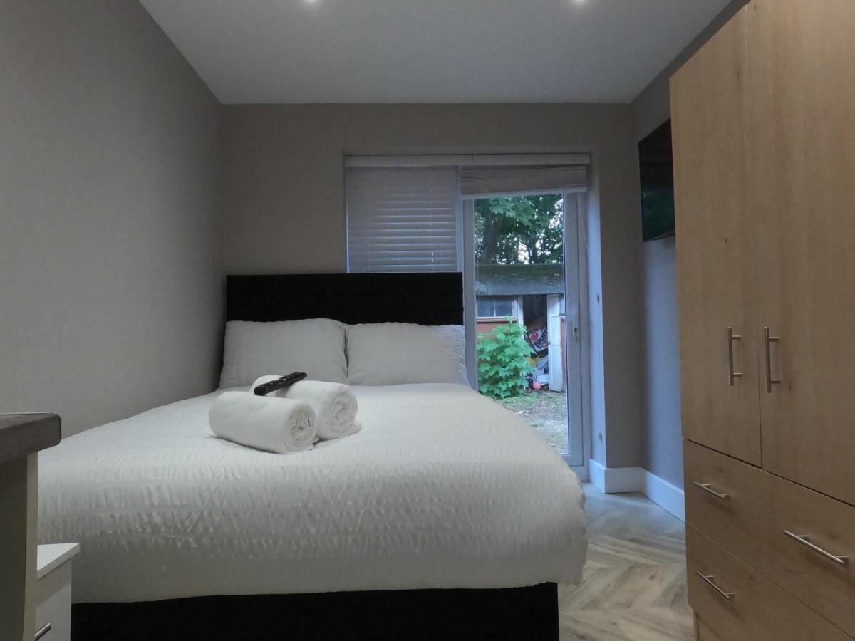Lbt Property Ltd Лондон Екстериор снимка