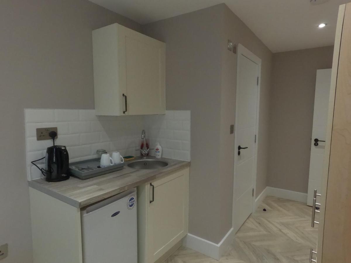 Lbt Property Ltd Лондон Екстериор снимка