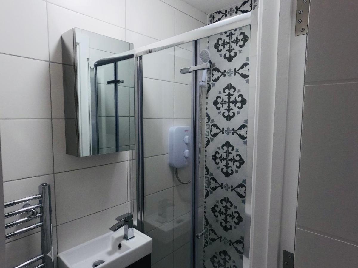 Lbt Property Ltd Лондон Екстериор снимка
